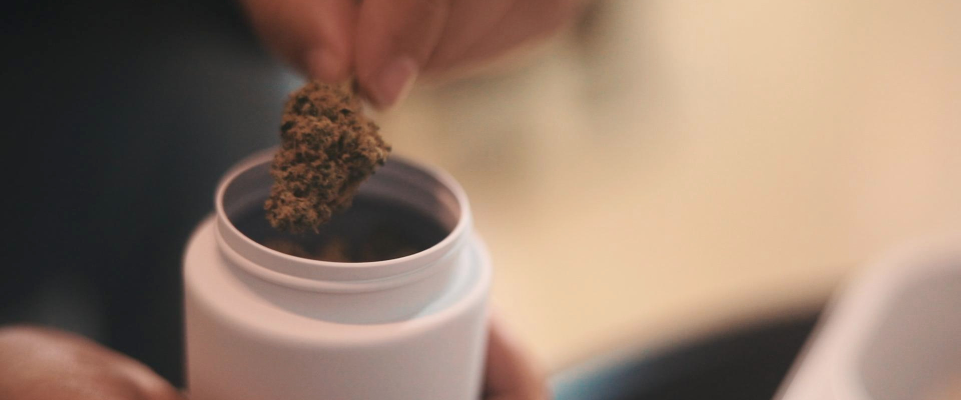 How To Rehydrate Weed: A Step-by-Step Guide
